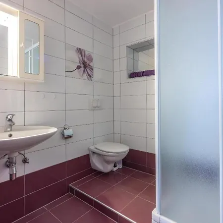 Appartamento Ferienwohnung Fur 4 Personen Ca 50 Qm In Crikvenica, Kvarner Bucht Und Umgebung - B60805 *